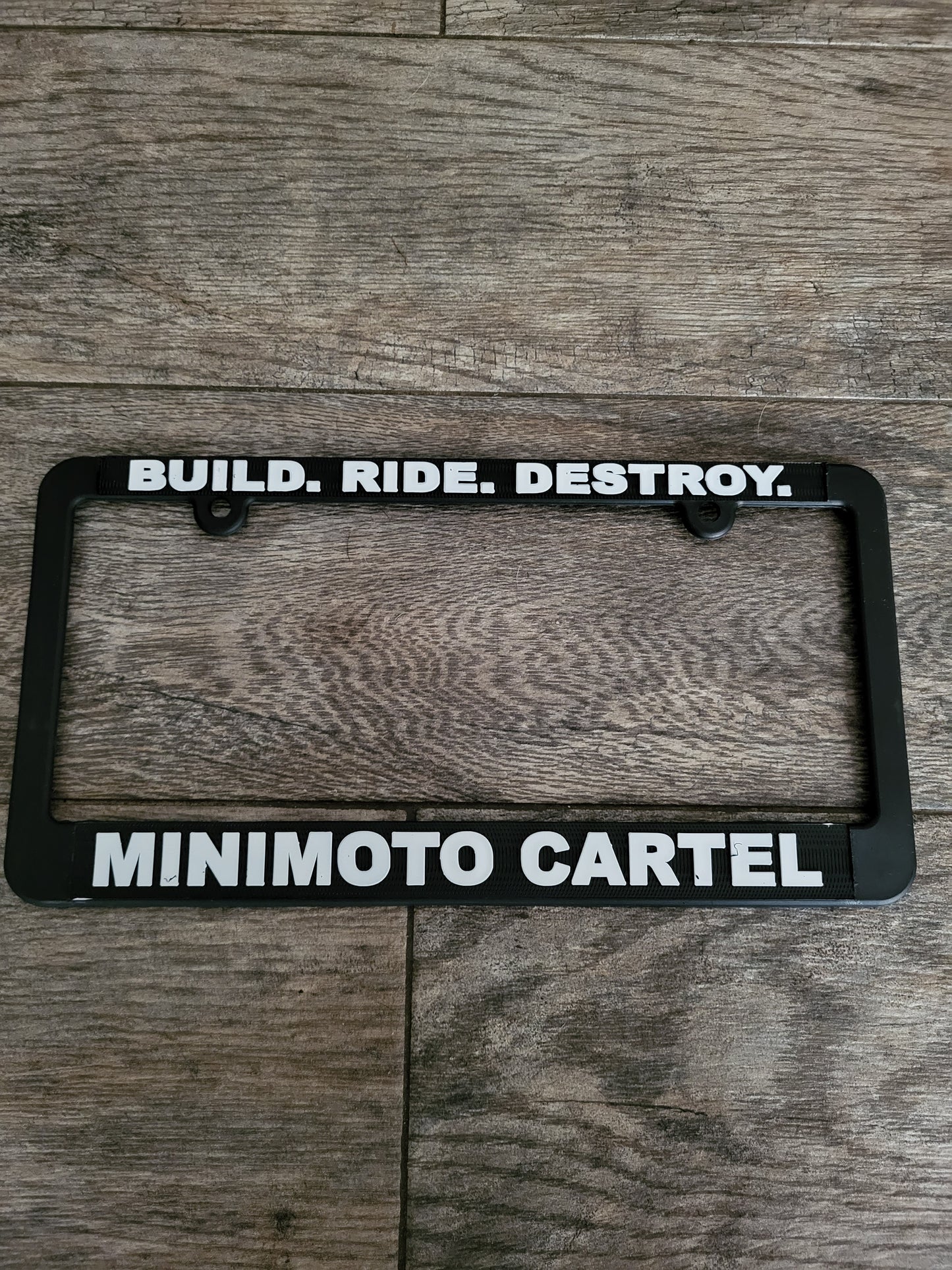 LICENSE PLATE FRAME